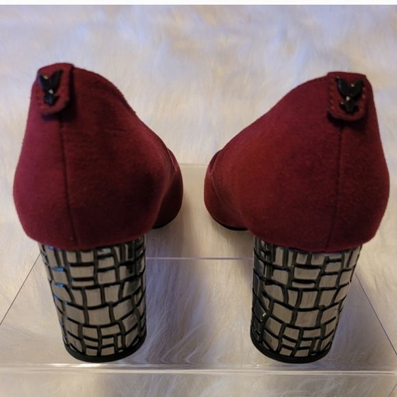 J. Renee Vaneeta Suede Pump - Picture 2 of 3